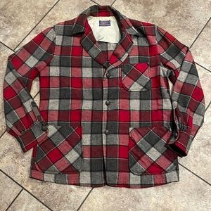 Vintage 60’s Mens Pendleton plaid virgin wool shirt size medium
